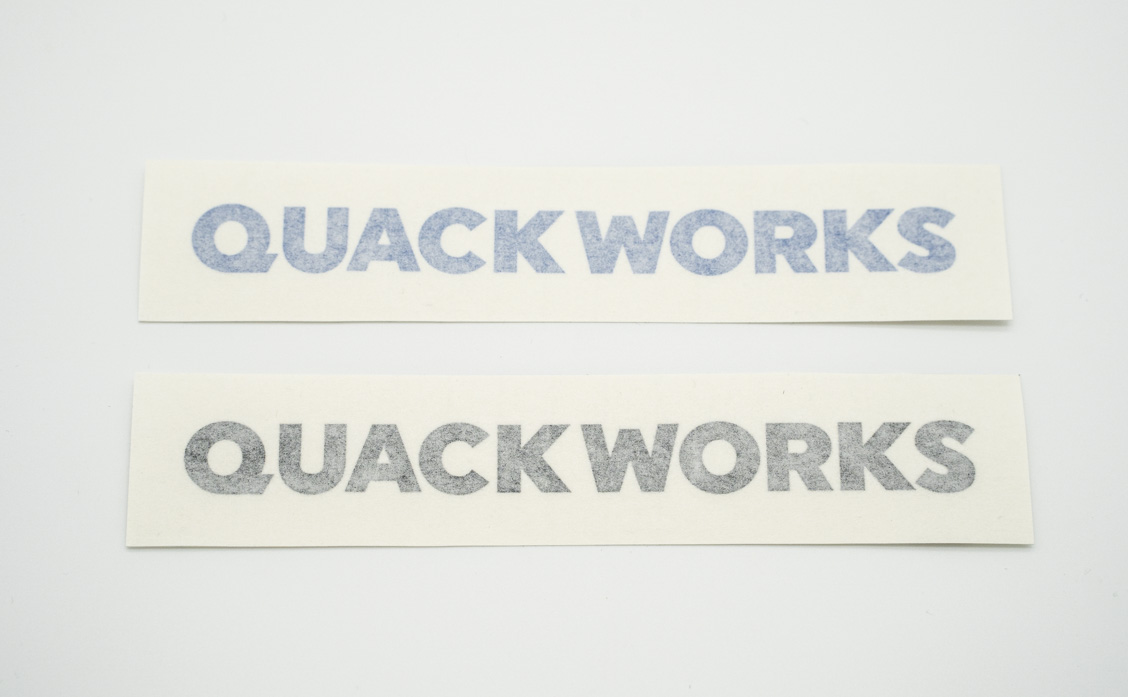 近似色：色味の差があるカラーを並べる